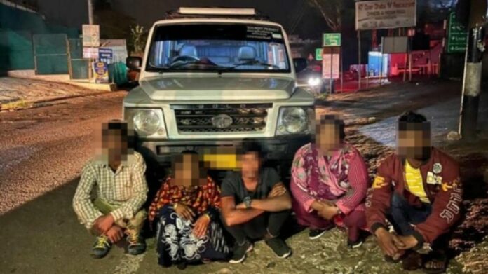 690031cf44052-meghalaya-police-apprehend-five-suspected-bangladeshis-in-shillong-28002671-16x9