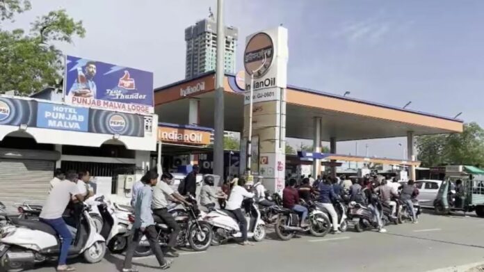 No Fuel Shortage in Assam, Chief Secretary’s Office Urges Public to Avoid Panic Buying