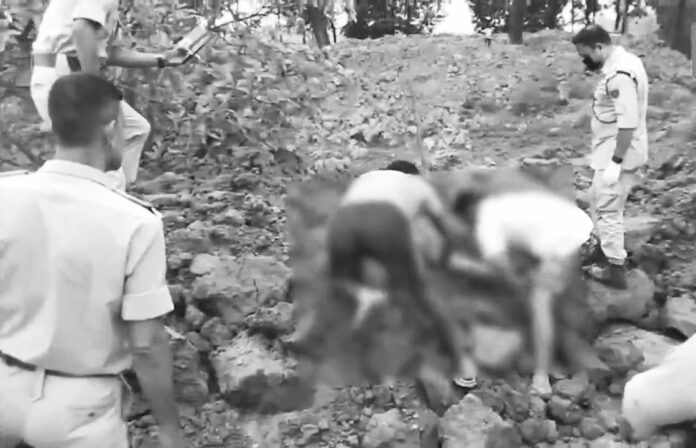 Unidentified Body Falls From Soil-Laden Dumper Near Sribhumi, Police Launch Investigation