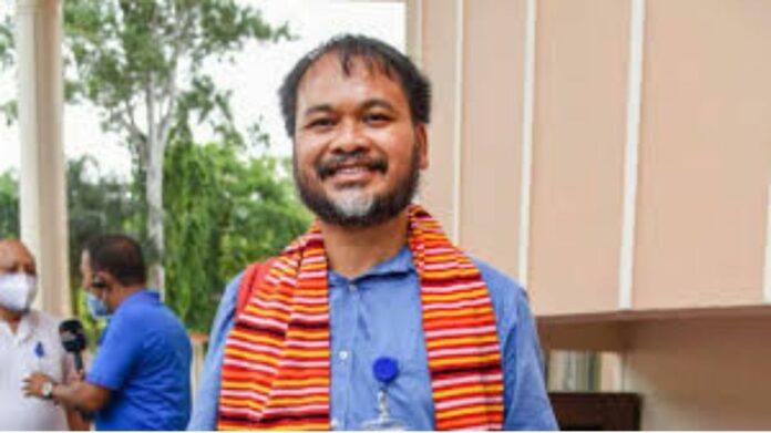 Sivasagar Turns Battleground as Akhil Gogoi Faces NDA’s Dual Challenge in Assam Polls