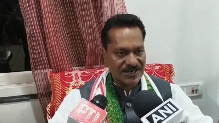 Ashok Singhal Unveils Digital Campaign Model Targeting 1 Lakh Voters in Dhekiajuli