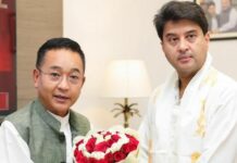 Tamang, Scindia Discuss Development Push for Sikkim in Delhi Tamang, Scindia Discuss Development Push for Sikkim in Delhi