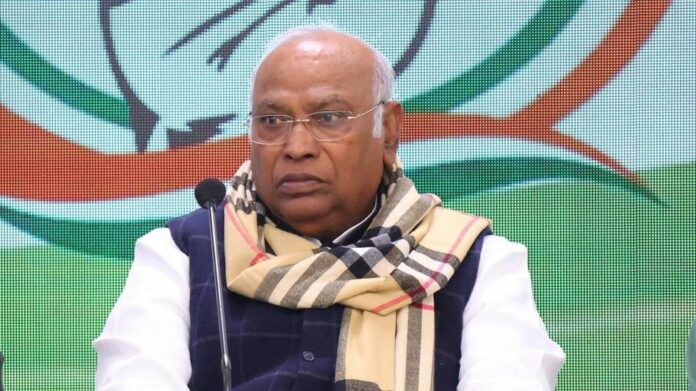 BJP Files Police Complaint Against Mallikarjun Kharge Over ‘Snake’ Remark, Protests Erupt Across States