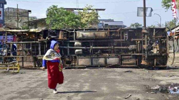 Clashes Erupt in Manipur’s Bishnupur After Rumours, Curbs Imposed to Restore Order