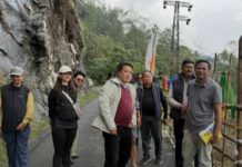 Sikkim Official Flags Safety Risks at Tikjek Cliff, Orders Immediate Preventive Measures Sikkim Official Flags Safety Risks at Tikjek Cliff, Orders Immediate Preventive Measures