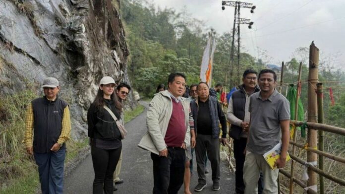 Sikkim Official Flags Safety Risks at Tikjek Cliff, Orders Immediate Preventive Measures