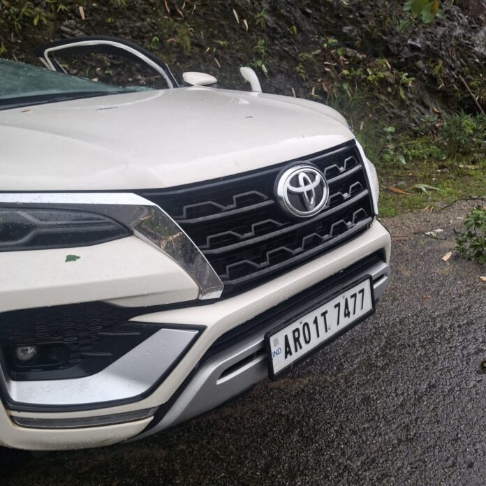 Arunachal Junior Engineer Killed After Landslide Crushes Vehicle in Keyi Panyor