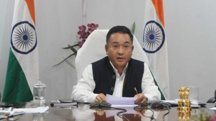 Sikkim CM greets civil servants on Civil Services Day, lauds role in governance