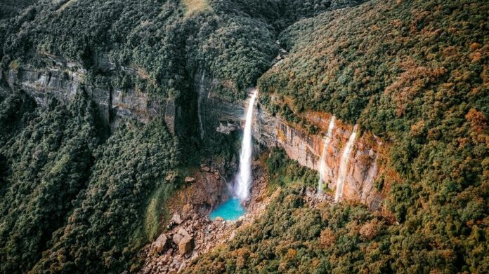 Meghalaya Issues Safety Advisory for Tourists in East Khasi Hills Amid Rising Footfall and Seasonal Risks