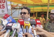 Assam Poll Counting 2026: Dhubri Tightens Security as 1,548 EVMs Guarded at Strong Room Centre Assam Poll Counting 2026: Dhubri Tightens Security as 1,548 EVMs Guarded at Strong Room Centre