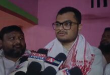 Congress MLA Tanzil Hussain Visits Tarabari Bazaar, Promises Focus on Development in Samaguri Congress MLA Tanzil Hussain Visits Tarabari Bazaar, Promises Focus on Development in Samaguri