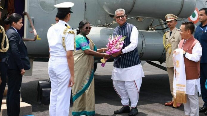 President Droupadi Murmu Arrives in Sikkim for Three-Day Official Visit
