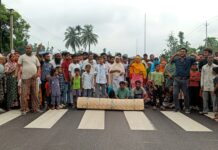Highway Blockade as Anger Mounts Over Death of Class III Student