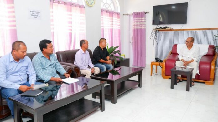 Manipur CM Meets MUKDM Delegation, Assures Relief for Ethnic Unrest Affected Families