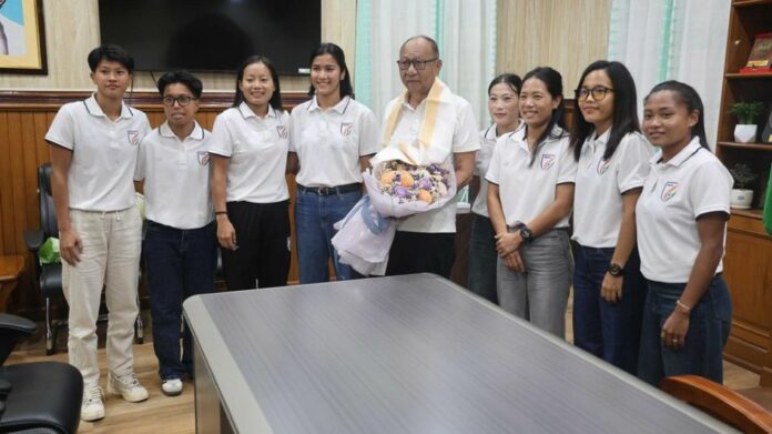 Manipur Women Footballers Meet CM Yumnam Khemchand Singh, Seek Stronger Grassroots Support and Career Pathways