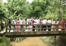 Assam Ministers Visit Flood-Hit Gohpur, Review Relief and Anti-Erosion Measures Assam Ministers Visit Flood-Hit Gohpur, Review Relief and Anti-Erosion Measures