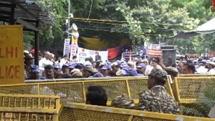 Security Tightened at Jantar Mantar After Sonam Wangchuk Shifted to Hospital