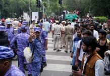 CJP ‘Chalo Sansad’ March Turns Violent in Delhi; Police Detain Founder Abhijeet Dipke CJP ‘Chalo Sansad’ March Turns Violent in Delhi; Police Detain Founder Abhijeet Dipke