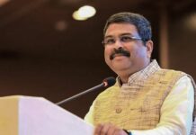 Union Education Minister Dharmendra Pradhan Resigns; Official Details Awaited Union Education Minister Dharmendra Pradhan Resigns; Official Details Awaited