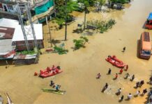 Amit Shah Reviews Assam Flood Situation With Himanta Biswa Sarma, Assures Continued Central Support Amit Shah Reviews Assam Flood Situation With Himanta Biswa Sarma, Assures Continued Central Support