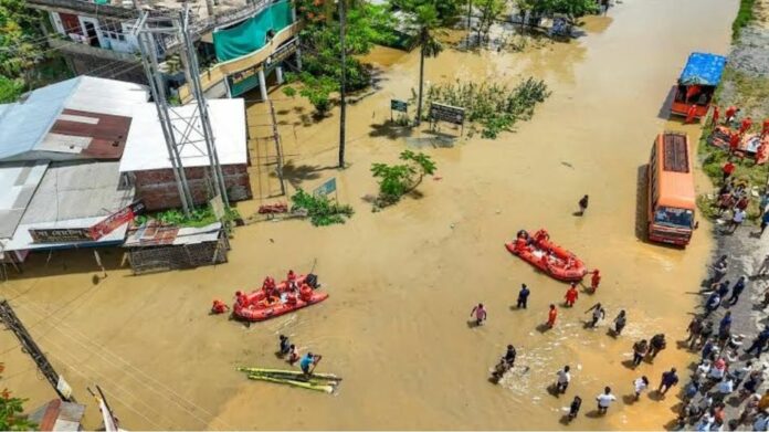 Amit Shah Reviews Assam Flood Situation With Himanta Biswa Sarma, Assures Continued Central Support