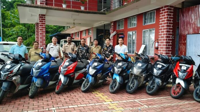 Chimpu Police recover 10 stolen scooters, uncover suspected inter-state theft network