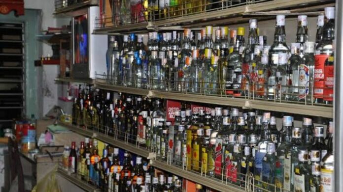 Ri-Bhoi orders liquor outlets, bars to remain closed on August 15