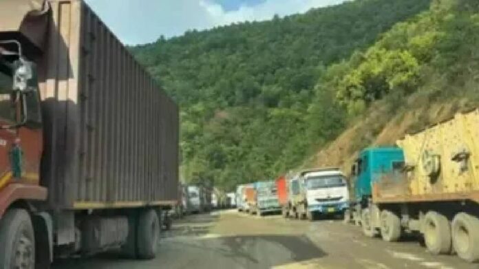 Manipur CSOs threaten 48-hour highway bandh over doctors’ posting in Tengnoupal