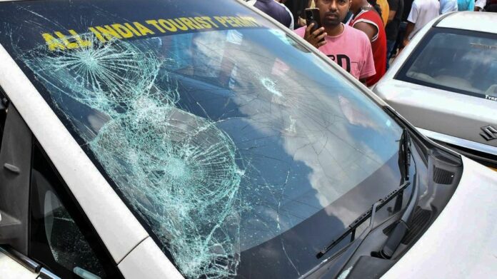 Assam Cab Operators Continue Meghalaya Blockade for Second Day After Shillong Violence