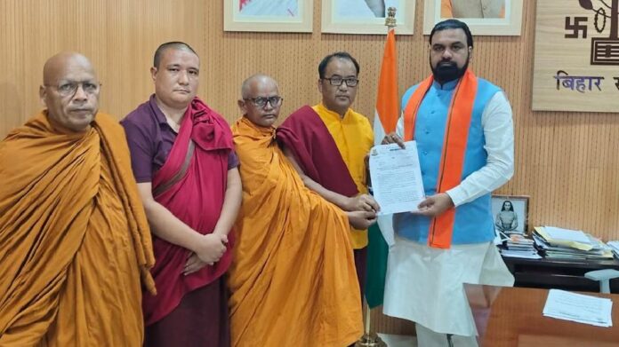 Bihar CM meets Buddhist forum over Mahabodhi Temple management demands