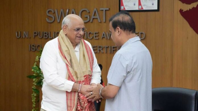 Assam CM Reviews Gujarat’s SWAGAT Online Grievance System