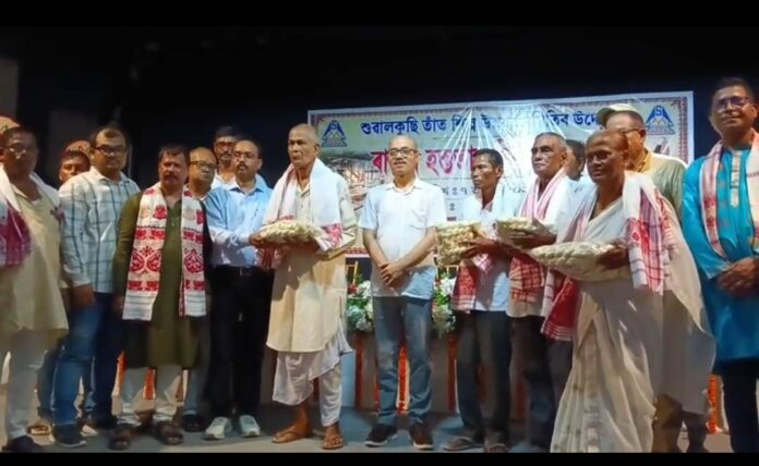 Sualkuchi Celebrates National Handloom Day, MLA Announces Mega Handloom Cluster