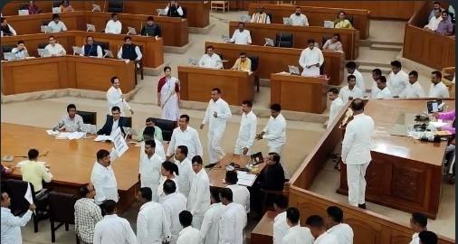 Tripura Assembly Erupts as Opposition Alleges DGP Anurag Dhankar’s Suicide Note Was Hidden