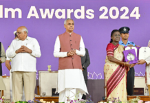 Jadumoni Dutta Conferred National Award for Juiphool