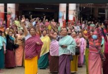 Manipur Women Vendors Urge Government to Act on NRC Update Manipur Women Vendors Urge Government to Act on NRC Update