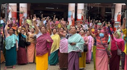 Manipur Women Vendors Urge Government to Act on NRC Update