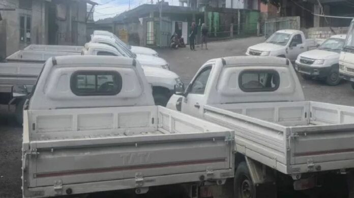 YLA intercepts 10 pick-up trucks suspected of smuggling to Myanmar