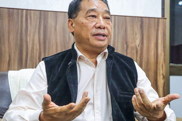 Manipur Naga MLAs hold talks with government amid demand for Nemcha Kipgen’s removal
